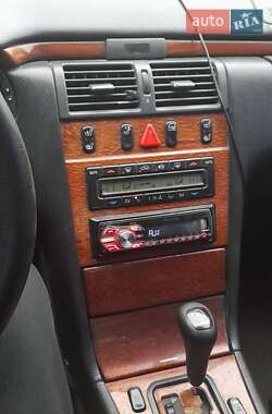 Седан Mercedes-Benz E-Class 1999 в 