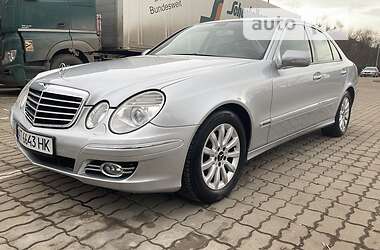 Седан Mercedes-Benz E-Class 2008 в 