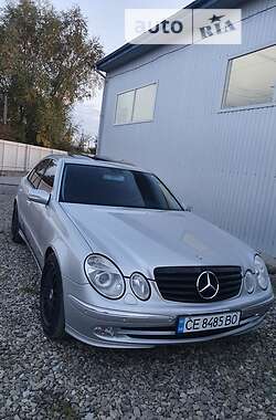 Седан Mercedes-Benz E-Class 2002 в Чернівцях