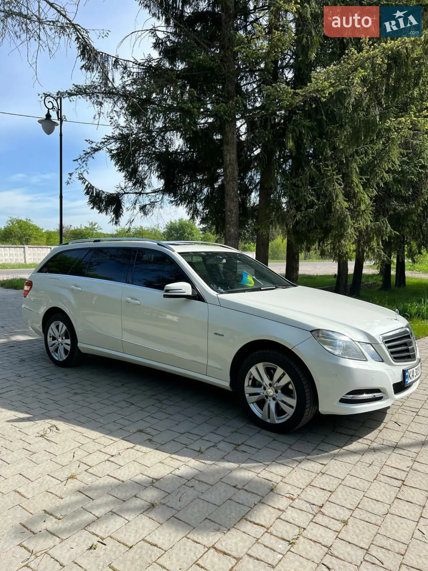2011 Mercedes-Benz E-klasse - мініатюра 4