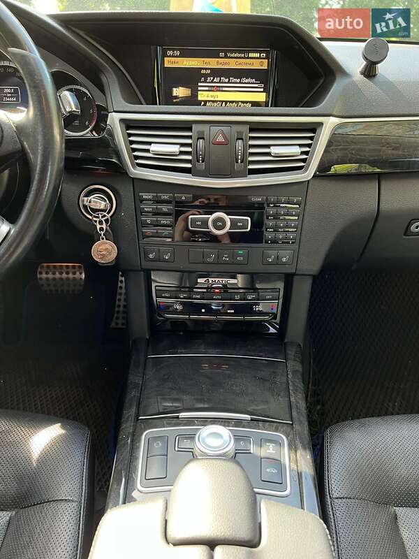 Універсал Mercedes-Benz E-Class 2011 в Бродах