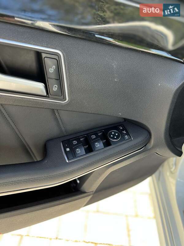 Універсал Mercedes-Benz E-Class 2011 в Бродах