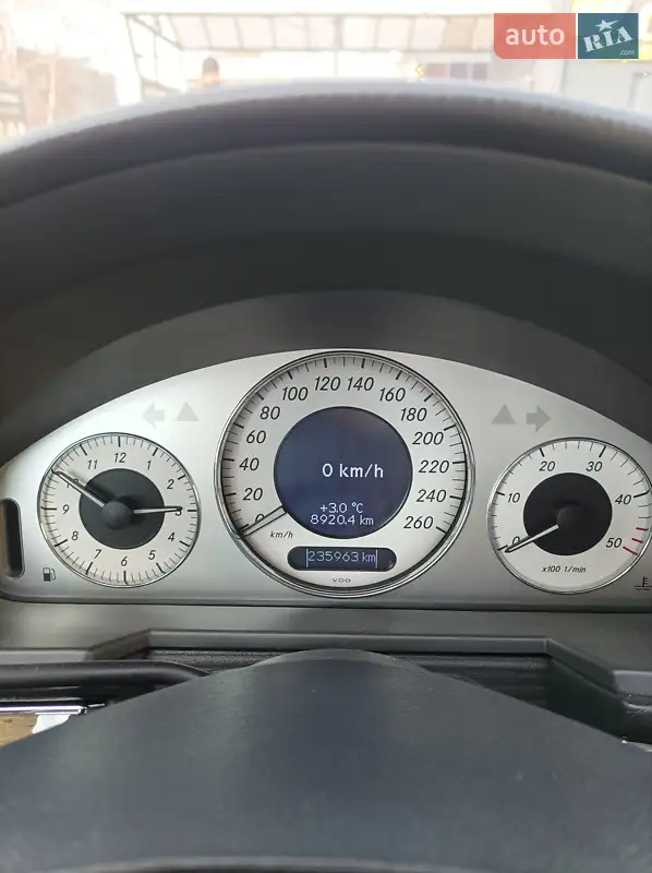 Mercedes-Benz E Class 2005 VIN WDB2112231A746180 фото оголошення 5 з 47