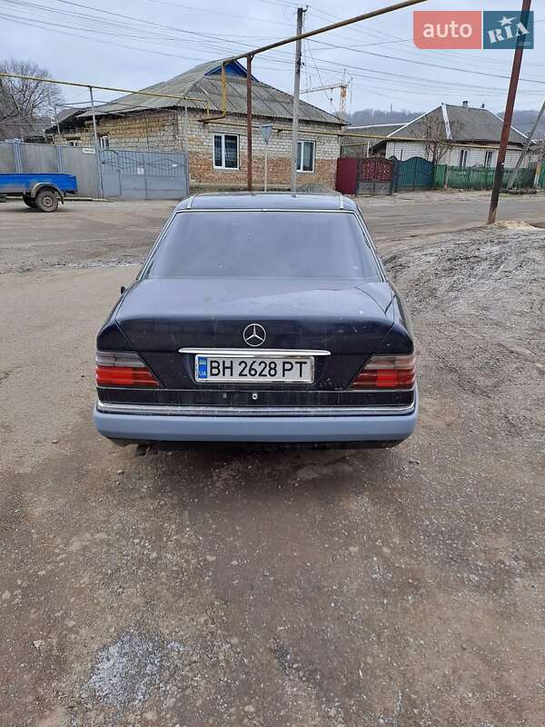 Седан Mercedes-Benz E-Class 1994 в Балте