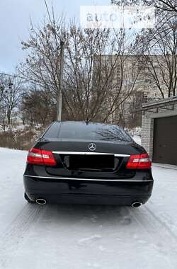 Седан Mercedes-Benz E-Class 2010 в Харькове