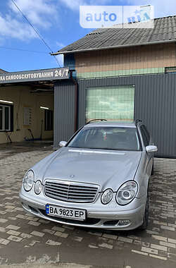 Універсал Mercedes-Benz E-Class 2004 в Києві