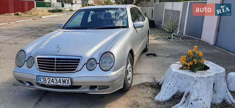 Седан Mercedes-Benz E-Class 2002 в Измаиле фото 2 Седан Mercedes-Benz E-Class 2002 в Измаиле