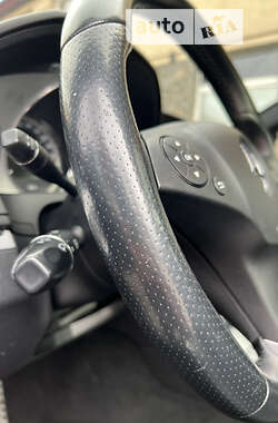 Купе Mercedes-Benz E-Class 2010 в 