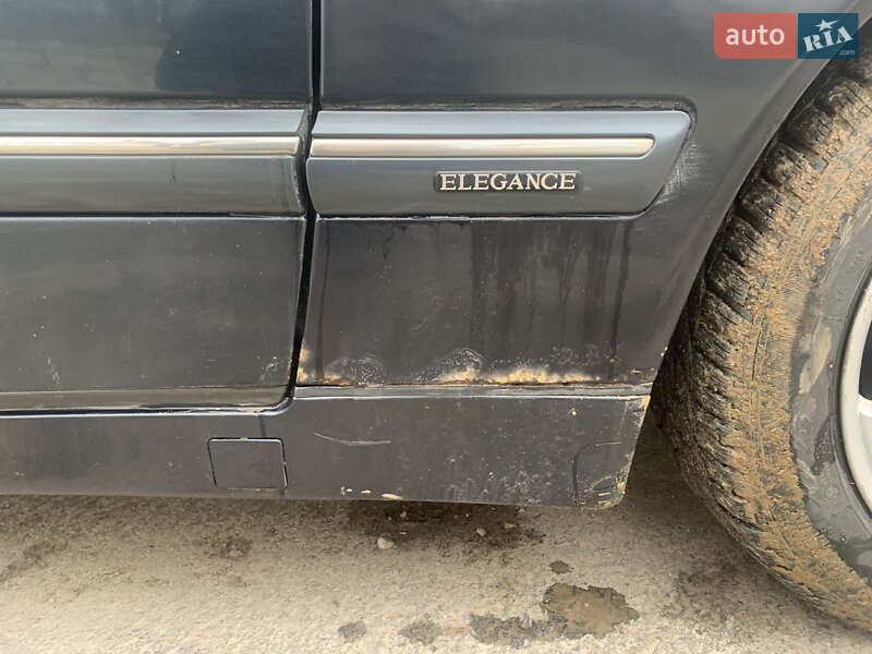 Седан Mercedes-Benz E-Class 1999 в Черновцах