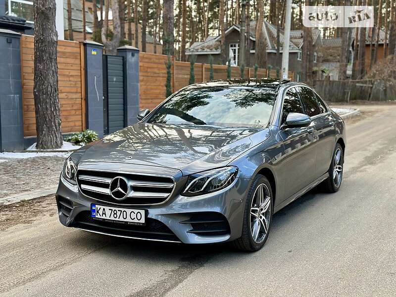 Седан Mercedes-Benz E-Class 2017 в Киеве