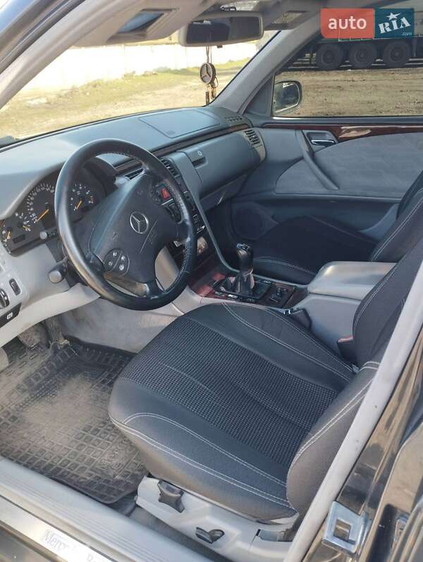 Седан Mercedes-Benz E-Class 2000 в Баштанке фото 11 Седан Mercedes-Benz E-Class 2000 в Баштанке