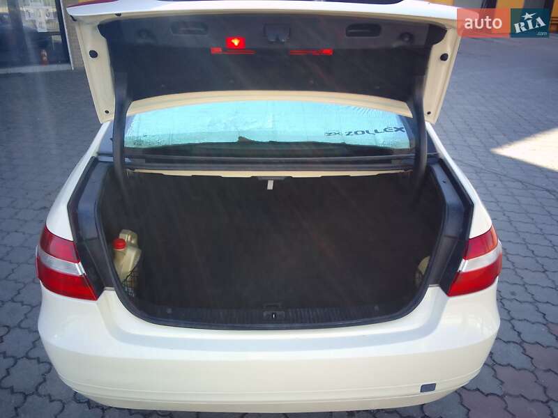Седан Mercedes-Benz E-Class 2011 в Черкасах