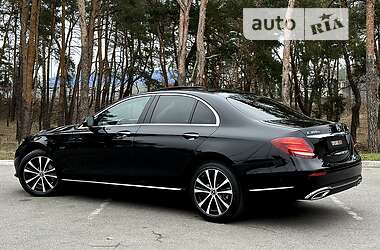 Седан Mercedes-Benz E-Class 2018 в 