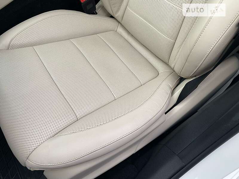 Універсал Mercedes-Benz E-Class 2016 в Києві