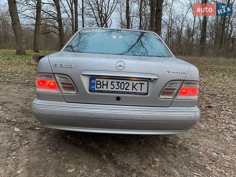 Седан Mercedes-Benz E-Class 1999 в Одесі