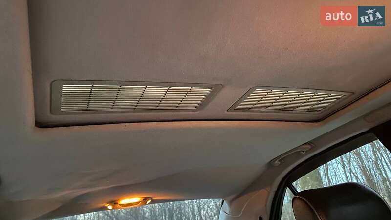 Седан Mercedes-Benz E-Class 1999 в Одесі