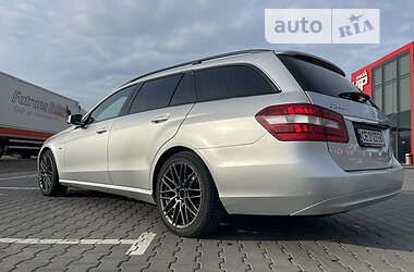 Универсал Mercedes-Benz E-Class 2011 в 