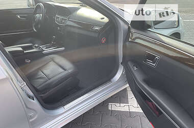 Универсал Mercedes-Benz E-Class 2011 в 
