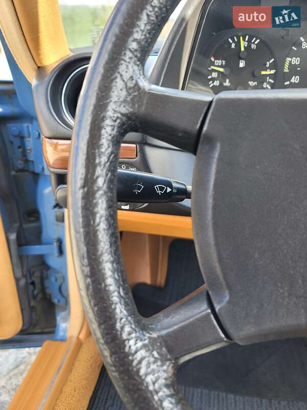 Седан Mercedes-Benz E-Class 1984 в Києві