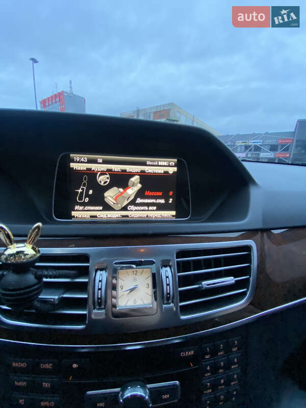 Седан Mercedes-Benz E-Class 2014 в Львове