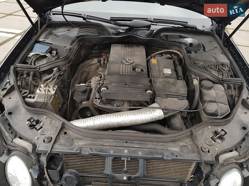 Седан Mercedes-Benz E-Class 2005 в Киеве