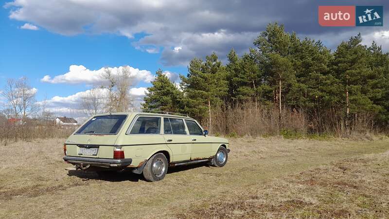 Универсал Mercedes-Benz E-Class 1979 в Черновцах фото 10 Универсал Mercedes-Benz E-Class 1979 в Черновцах