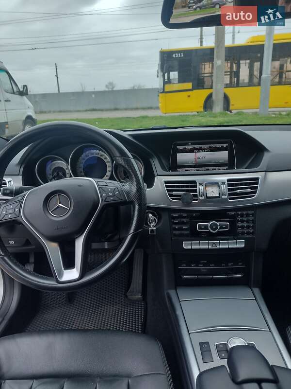 Седан Mercedes-Benz E-Class 2014 в Києві