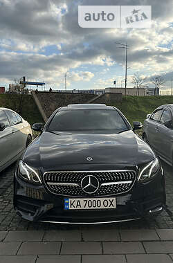 Седан Mercedes-Benz E-Class 2017 в 