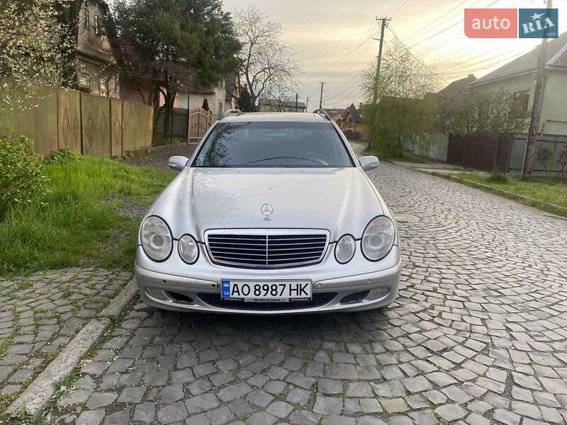 Универсал Mercedes-Benz E-Class 2003 в Ужгороде