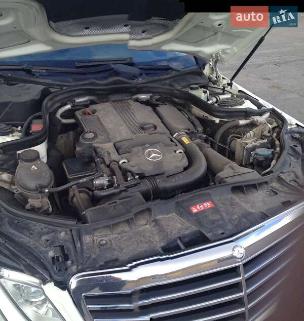Универсал Mercedes-Benz E-Class 2010 в Ровно