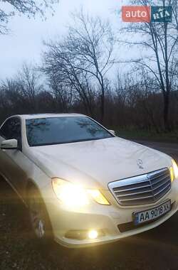 Седан Mercedes-Benz E-Class 2010 в Константиновке (Краматорского района)