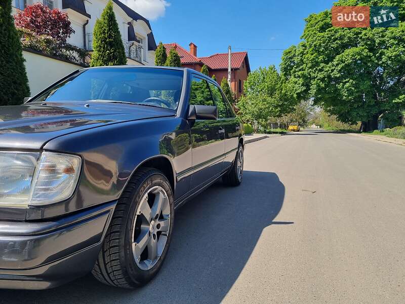 Седан Mercedes-Benz E-Class 1989 в Одессе фото 56 Седан Mercedes-Benz E-Class 1989 в Одессе
