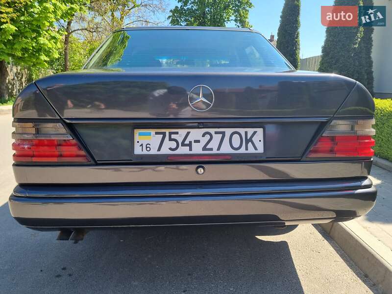 Седан Mercedes-Benz E-Class 1989 в Одессе фото 60 Седан Mercedes-Benz E-Class 1989 в Одессе