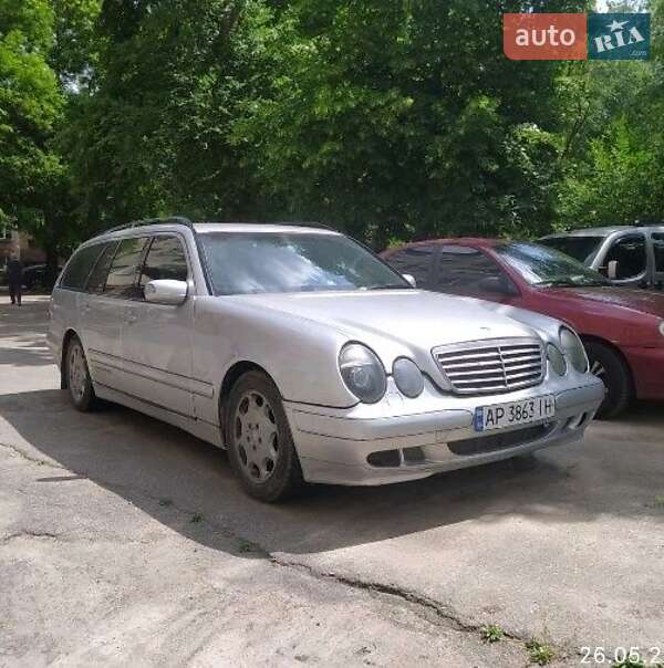 Универсал Mercedes-Benz E-Class 2001 в Запорожье