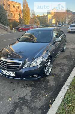 Седан Mercedes-Benz E-Class 2009 в Одессе