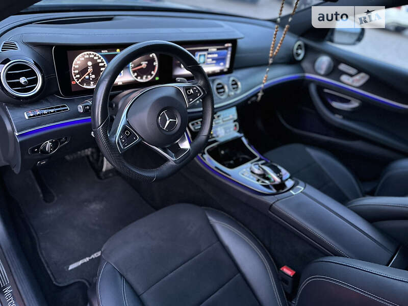 Седан Mercedes-Benz E-Class 2017 в Ивано-Франковске