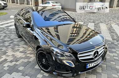 Седан Mercedes-Benz E-Class 2014 в Ивано-Франковске