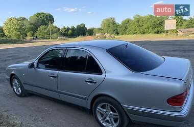 Седан Mercedes-Benz E-Class 1999 в 