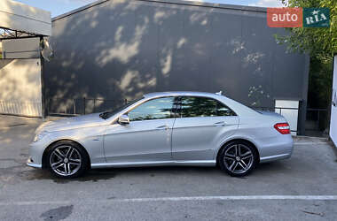 Седан Mercedes-Benz E-Class 2012 в 