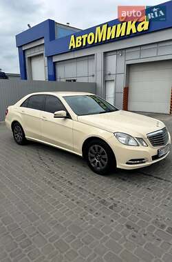 Седан Mercedes-Benz E-Class 2013 в 