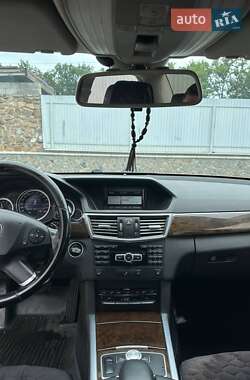 Седан Mercedes-Benz E-Class 2013 в 