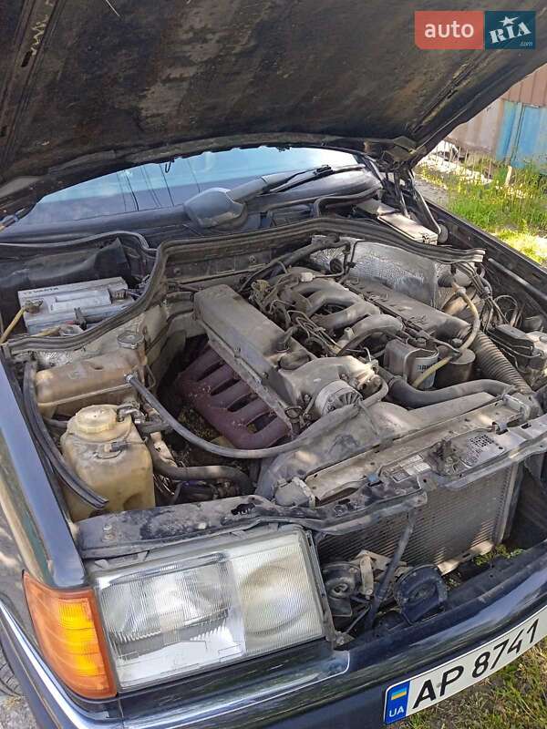 Універсал Mercedes-Benz E-Class 1987 в Запоріжжі