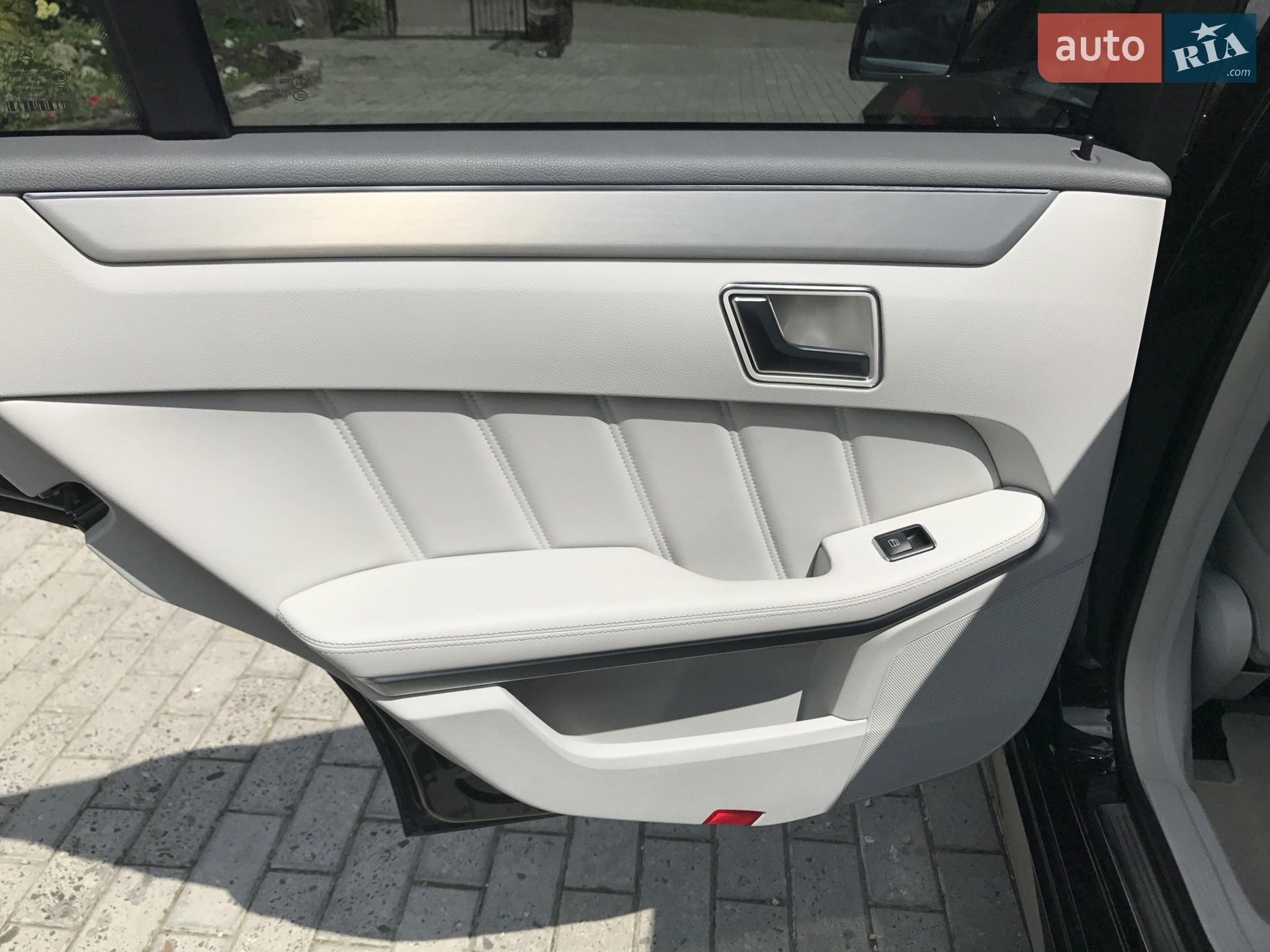 2014 Mercedes-Benz E-klasse - мініатюра 19