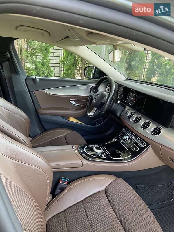 Универсал Mercedes-Benz E-Class 2017 в Черновцах