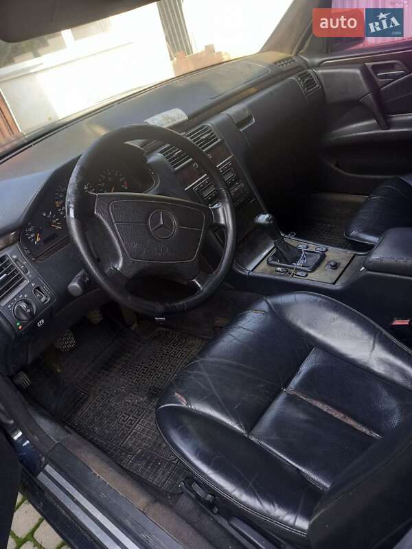Седан Mercedes-Benz E-Class 1996 в Коломиї