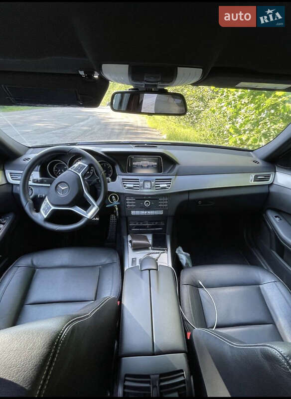 Седан Mercedes-Benz E-Class 2015 в Ивано-Франковске