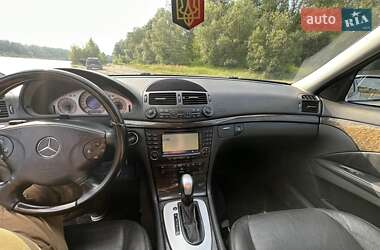 Седан Mercedes-Benz E-Class 2003 в 