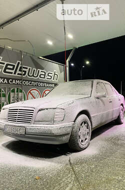 Седан Mercedes-Benz E-Class 1995 в 