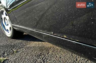 Седан Mercedes-Benz E-Class 2004 в 