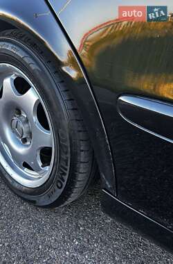 Седан Mercedes-Benz E-Class 2004 в 